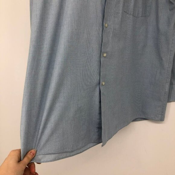 Van Heusen Light Blue Button Down Dress Shirt 32/33 - Picture 9 of 14